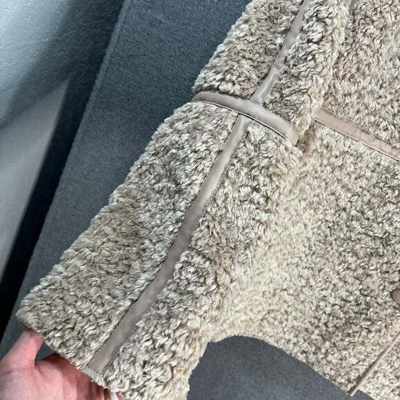 a.n.a Women's Winter Outerwear Coat Faux Shearling Midweight Coat Size M - Picture 13 of 15